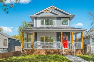 Photo 1: 137 2nd Street East in Saskatoon: Buena Vista Residential for sale : MLS®# SK945378