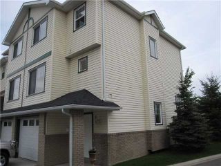 Photo 1: 81 DOVER Mews SE in CALGARY: West Dover Townhouse for sale (Calgary)  : MLS®# C3571218