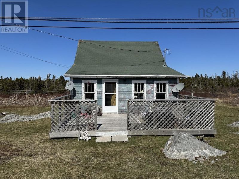 FEATURED LISTING: 1164 Centreville South Side Road Lower Clarks Harbour