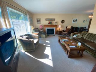 Photo 8: 1560 LARCHBERRY Way in Gibsons: Gibsons & Area House for sale in "Wood Creek Park" (Sunshine Coast)  : MLS®# R2745506