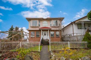 Main Photo: 3405 E PENDER Street in Vancouver: Renfrew VE House for sale (Vancouver East)  : MLS®# R2433939