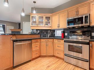 Photo 10: 1526 19 Avenue NW in Calgary: Capitol Hill Detached for sale : MLS®# A1031732