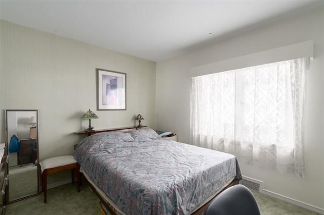 Photo 9: Photos: 4626 WINDSOR ST in VANCOUVER: Fraser VE House for sale (Vancouver East)  : MLS®# R2446066