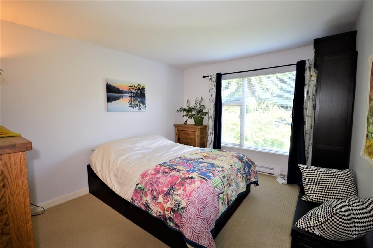 Photo 6: Photos: 207 675 PARK CRESCENT in New Westminster: GlenBrooke North Condo for sale : MLS®# R2374249