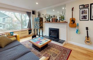 Photo 2: 2281 E 10TH Avenue in Vancouver: Grandview Woodland House for sale (Vancouver East)  : MLS®# R2743608