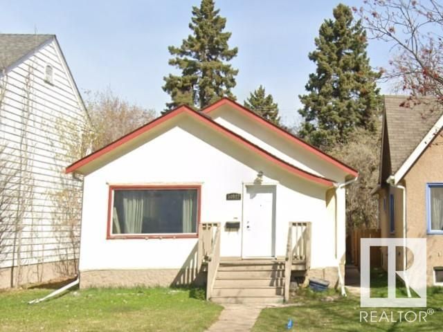 Main Photo: 10922 84 Avenue Garneau Edmonton House for sale E4342410