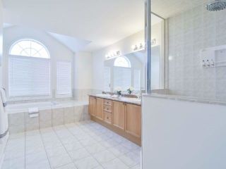 Photo 12: 1426 Pinery Cres in Oakville: Iroquois Ridge North Freehold for sale : MLS®# W4044662