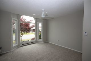 Photo 13: 30 2345 CRANLEY Drive in Surrey: King George Corridor Manufactured Home for sale in "La Mesa" (South Surrey White Rock)  : MLS®# R2361010
