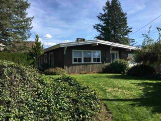 Photo 2: 11080 MCSWEEN Road in Chilliwack: Fairfield Island House for sale : MLS®# R2341344