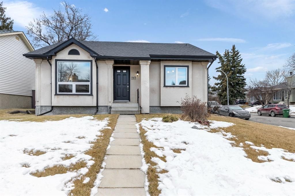 Main Photo: 217 Marquis Place SE: Airdrie Detached for sale : MLS®# A1175699