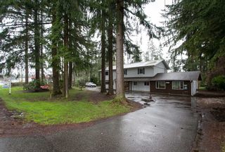 Photo 2: 24750 54 Avenue in Langley: Salmon River House for sale in "Otter" : MLS®# R2252430