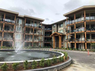 Photo 1: 308 45754 KEITH WILSON Road in Chilliwack: Vedder S Watson-Promontory Condo for sale in "ENGLEWOOD COURTYARD" (Sardis)  : MLS®# R2396148