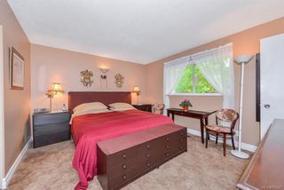 Photo 7: 385 IVOR Rd in Saanich: SW Prospect Lake House for sale (Saanich West)  : MLS®# 833827