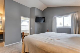 Photo 12: 64 Woodmark Crescent SW in Calgary: Woodbine Detached for sale : MLS®# A2012799