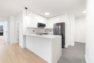 Photo 9: 904 550 TAYLOR Street in Vancouver: Downtown VW Condo for sale in "THE TAYLOR" (Vancouver West)  : MLS®# R2747785