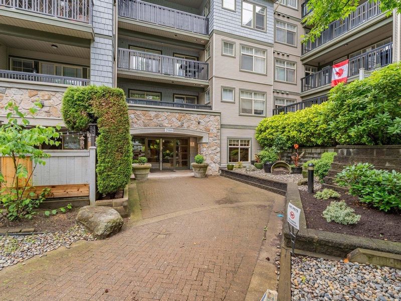 FEATURED LISTING: 416 - 2988 SILVER SPRINGS Boulevard Coquitlam
