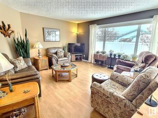 Photo 13: 9968 176 Avenue in Edmonton: Zone 27 House Half Duplex for sale : MLS®# E4284059