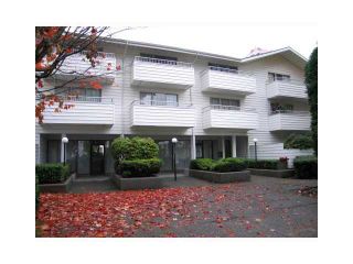 Photo 1: # 315 707 8TH ST in New Westminster: Uptown NW Condo for sale in "THE DIPLOMAT" : MLS®# V1010308