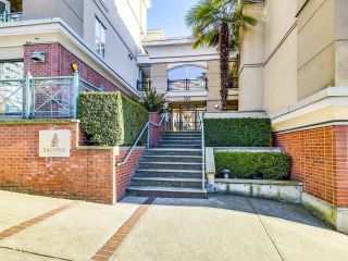 Photo 21: 323 332 LONSDALE Avenue in North Vancouver: Lower Lonsdale Condo for sale in "CALYPSO" : MLS®# R2626678
