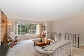 Photo 3: 4384 CLIFFMONT Road in North Vancouver: Deep Cove House for sale : MLS®# R2376286