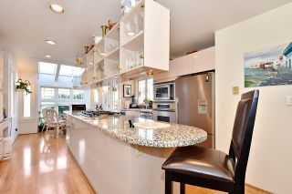 Photo 7: 1763 W 59TH Avenue in Vancouver: South Granville House for sale (Vancouver West)  : MLS®# R2032711