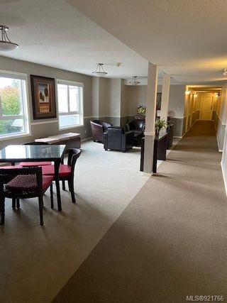 Photo 17: 201 2227 James White Blvd in Sidney: Si Sidney North-East Condo for sale : MLS®# 921766