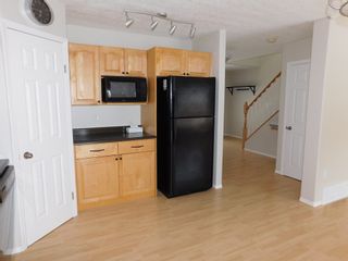 Photo 6: 3 Bedroom half Duplex in Westgrove area of Edson, AB
