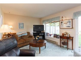 Photo 3: 1 515 Mount View Ave in VICTORIA: Co Hatley Park Row/Townhouse for sale (Colwood)  : MLS®# 664892
