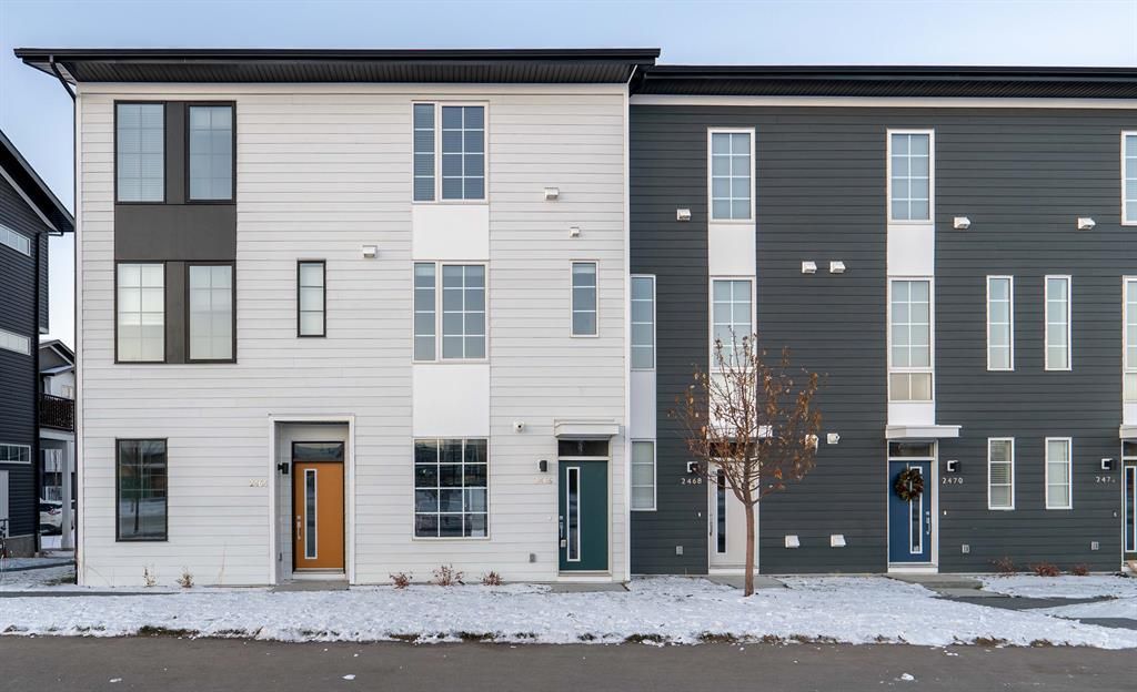 Main Photo: 2466 210 Avenue SE in Calgary: Legacy Row/Townhouse for sale : MLS®# A2013954