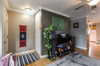 Photo 3: 536 BRACEWOOD Drive SW in Calgary: Braeside House for sale : MLS®# C4143497