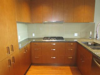 Photo 5: 1506 3008 GLEN Drive in Coquitlam: North Coquitlam Condo for sale in "M2" : MLS®# R2193359
