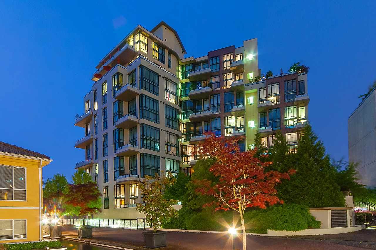 Main Photo: 308 7 RIALTO Court in New Westminster: Quay Condo for sale in "Murano Lofts" : MLS®# R2266078