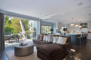 Photo 6:  in Vancouver: Home for sale : MLS®# V985447