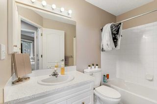 Photo 17: 406 20 Sierra Morena Mews SW in Calgary: Signal Hill Apartment for sale : MLS®# A2127080