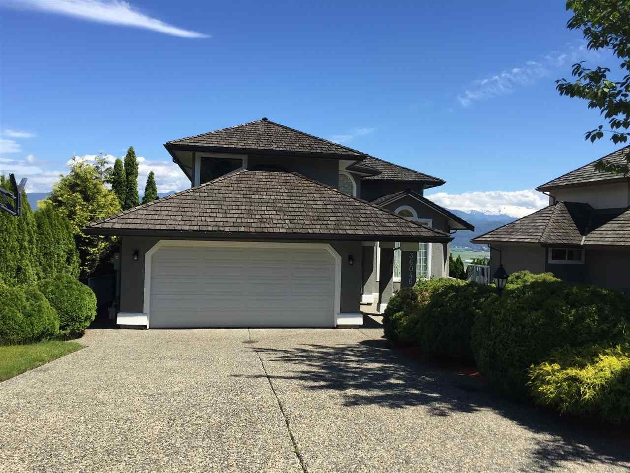 Main Photo: 36046 EMPRESS Drive in Abbotsford: Abbotsford East House for sale : MLS®# R2076224