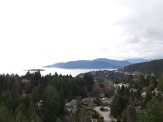 Photo 11: 4665 WOODRIDGE Place in West Vancouver: Cypress Park Estates House for sale : MLS®# R2728271