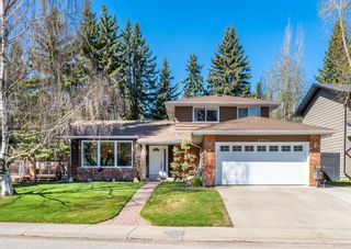 Photo 1: 8963 Bay Ridge Drive SW in Calgary: Bayview Detached for sale : MLS®# A1216830
