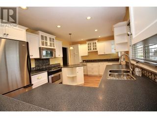 Photo 7: 864 Kennedy Street in Kelowna: House for sale : MLS®# 10301842