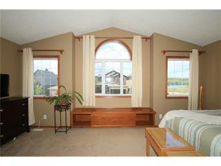 Photo 19: 18 WEST POINTE Manor: Cochrane House for sale : MLS®# C4072318
