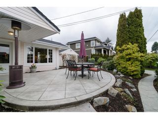 Photo 27: 15789 CLIFF Avenue: White Rock House for sale in "EAST BEACH HILLSIDE" (South Surrey White Rock)  : MLS®# R2456817