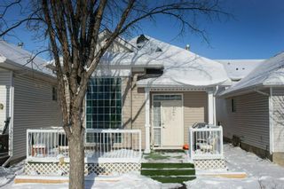 Photo 2: 74 Martinridge Crescent NE in Calgary: Martindale Detached for sale : MLS®# A1049043