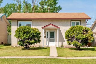 Photo 1: 32 Code Street in Winnipeg: Tyndall Park Residential for sale (4J)  : MLS®# 202012340