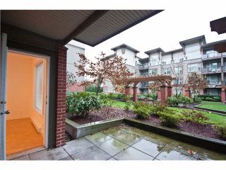 Photo 13: 119 33539 HOLLAND Avenue in Abbotsford: Central Abbotsford Condo for sale in "THE CROSSING" : MLS®# F1430875