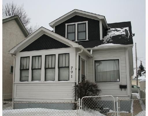 Main Photo: 791 MCPHILLIPS Street in WINNIPEG: North End Residential for sale (North West Winnipeg)  : MLS®# 2801375