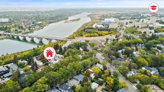 Photo 3: 927 University Drive in Saskatoon: Nutana Residential for sale : MLS®# SK910006