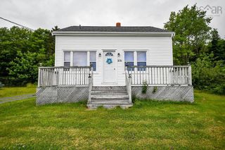 Photo 1: 231 Yankeetown Road in Hammonds Plains: 21-Kingswood, Haliburton Hills, Residential for sale (Halifax-Dartmouth)  : MLS®# 202214609