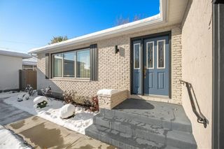 Photo 2: 800 School Road in Winnipeg: House for sale : MLS®# 202400579