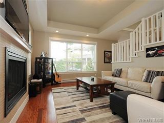 Photo 2: 12 4583 Wilkinson Rd in VICTORIA: SW Royal Oak House for sale (Saanich West)  : MLS®# 732654