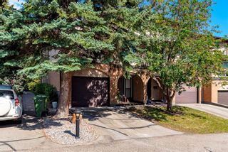 Photo 2: 46 1011 Canterbury Drive SW in Calgary: Canyon Meadows Row/Townhouse for sale : MLS®# A1245617