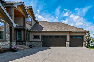 Photo 3: 38 Spring Willow Mews SW in Calgary: Springbank Hill Detached for sale : MLS®# A2041222